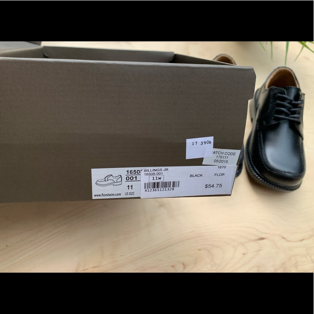 Florsheim boys black dress shoes - Picture 9 of 14